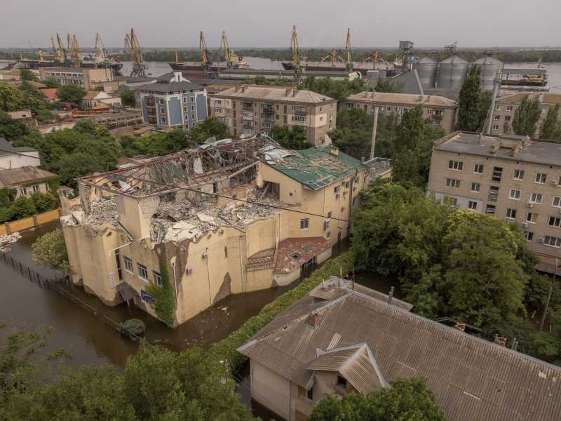 <span style="color: rgb(8, 8, 8); font-family: Lato, sans-serif; font-size: 14px;">Una vista aerea di Kherson (Roman Pilipey / Getty Images)</span>