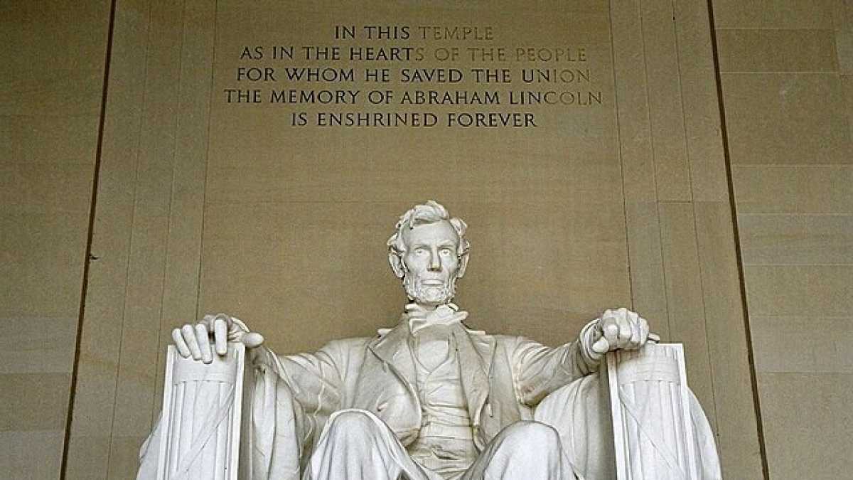 Immagine di I monumenti in America? Sono divisivi da sempre. Un libro di Arnaldo Testi