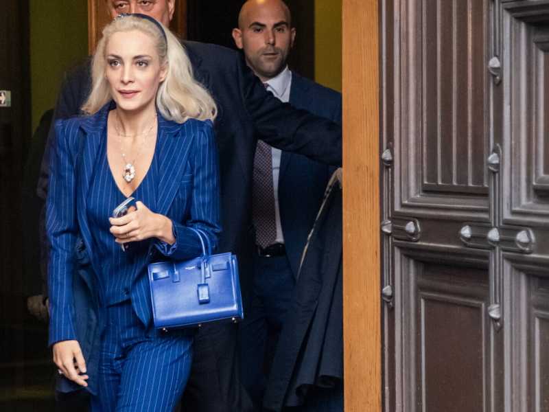 "Processo" politico a Marta Fascina. Forza Italia la teme e vuole il suo "azzeramento"