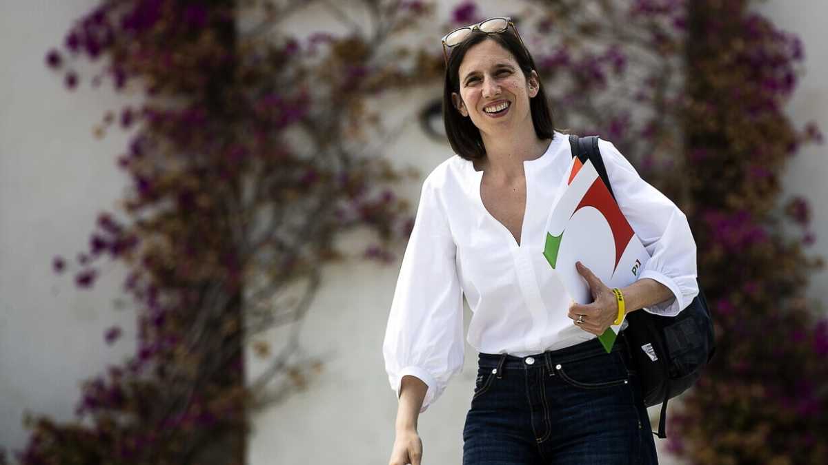 Immagine di Schlein: "Parlerò con l'ex sindaco Uggetti"