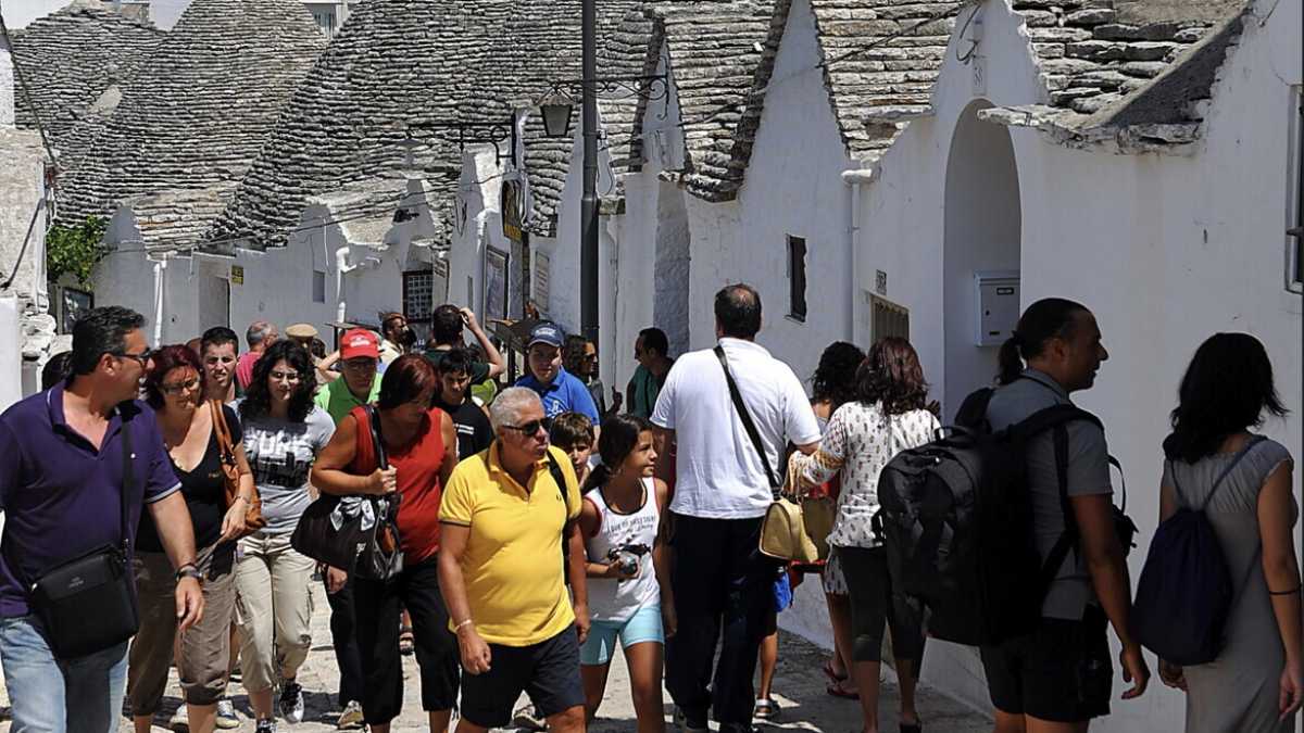 Immagine di Turisti che disturbate le messe, per voi c'è un girone dell'inferno