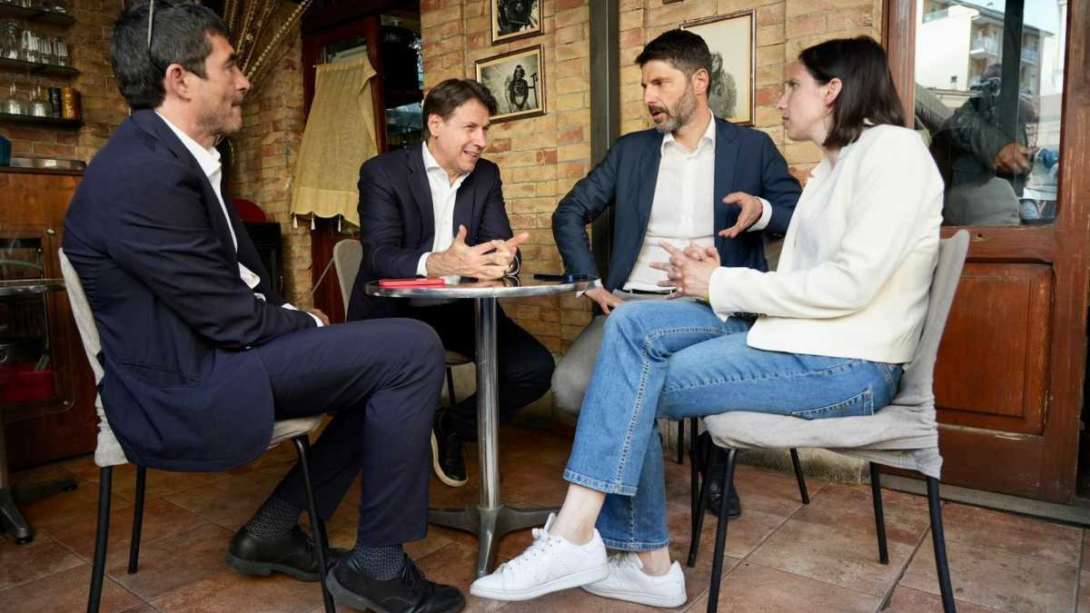 Immagine di Perché il Molise è una débâcle per Conte e Schlein (e perché rafforza il governo)
