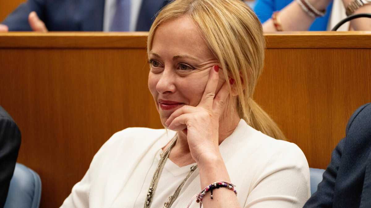 Immagine di Figliuolo e Panetta: dighe di Meloni contro alluvione e tempesta economica