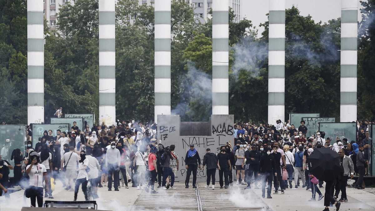 Immagine di Come può evolvere il contagio della colère di Nanterre. Parla il condirettore del Figaro