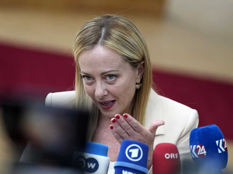 Consiglio di pace Ue. Meloni smorza le euro-polemiche. Fitto ritesse con Gentiloni