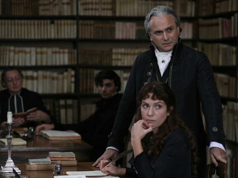 Massimo Popolizio &egrave; Monaldo Leopardi nel film "Il giovane favoloso"