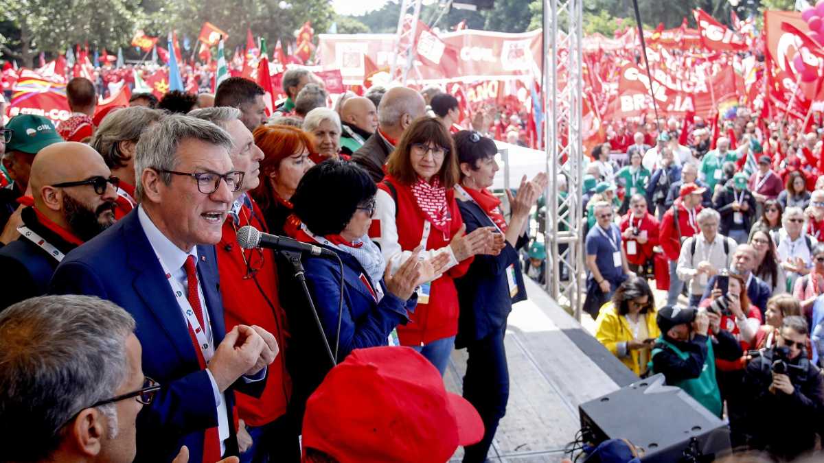 Immagine di Il boom del lavoro imbarazza la Cgil