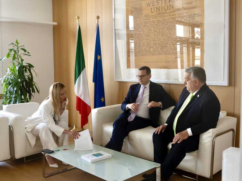 Salta la mediazione di Meloni con Orban e Morawiecki. Nessun capitolo migranti nelle conclusioni del vertice