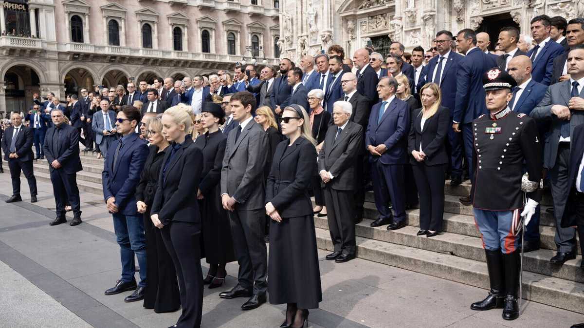 Immagine di Dai Viceré ad Agnelli, aspettando il Cav. Testamenti di promesse e inganni