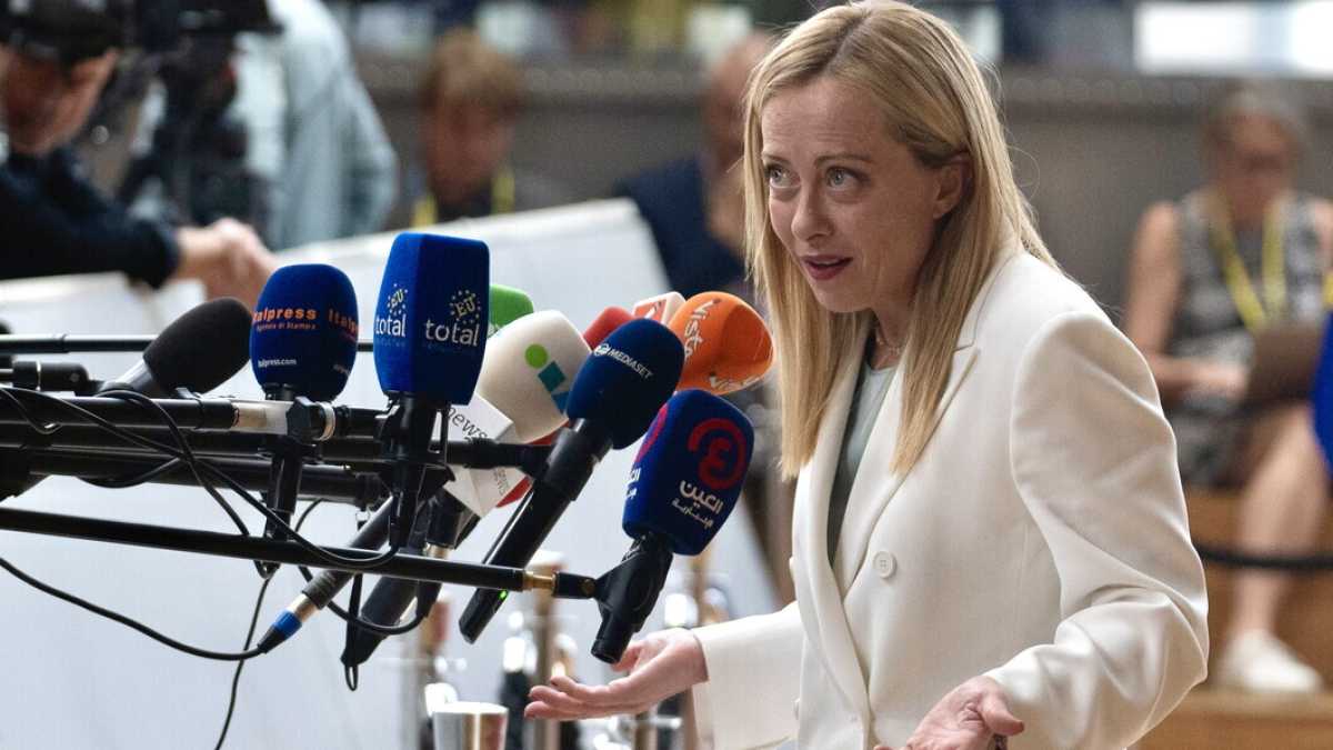 Immagine di Meloni rinvia il Mes a novembre, quando lo scenario europeo per lei sarà però peggiore