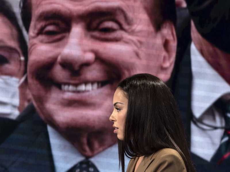La procura di Milano e il processo postumo a Berlusconi