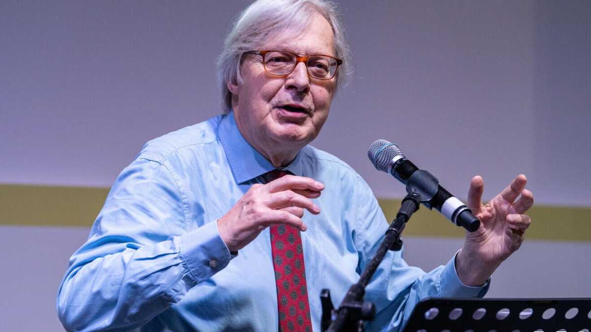 Immagine di Le polemiche su Sgarbi al Maxxi smascherano un popolo mediocre e invidioso