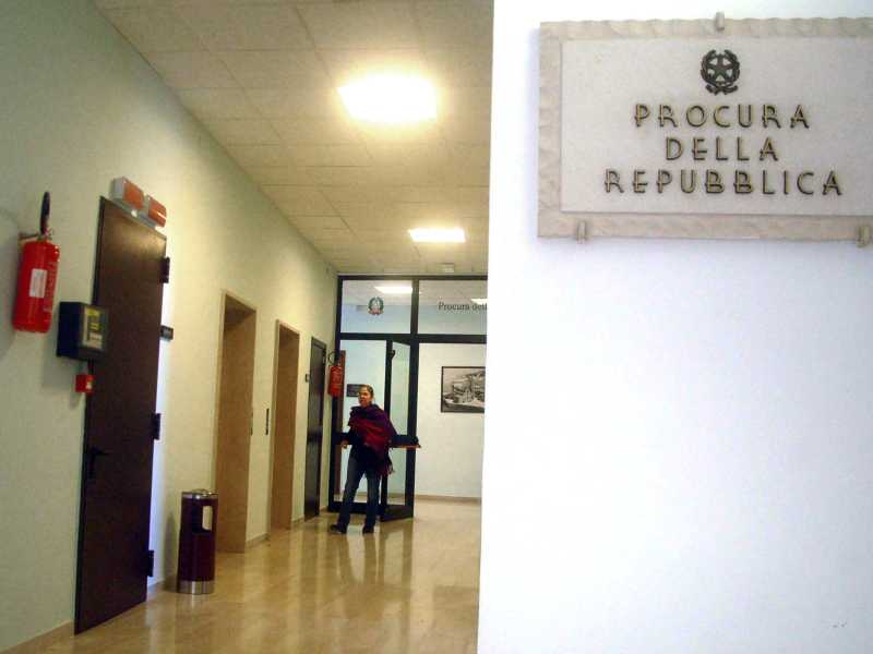 Il verminaio senza fine di Trani: il Csm destituisce l’ex gip Nardi