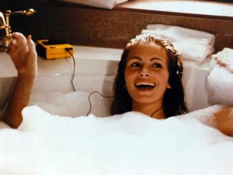 Julia Roberts in una scena di Pretty Woman, film del 1990, diretto da Garry Marshall &nbsp;<br />