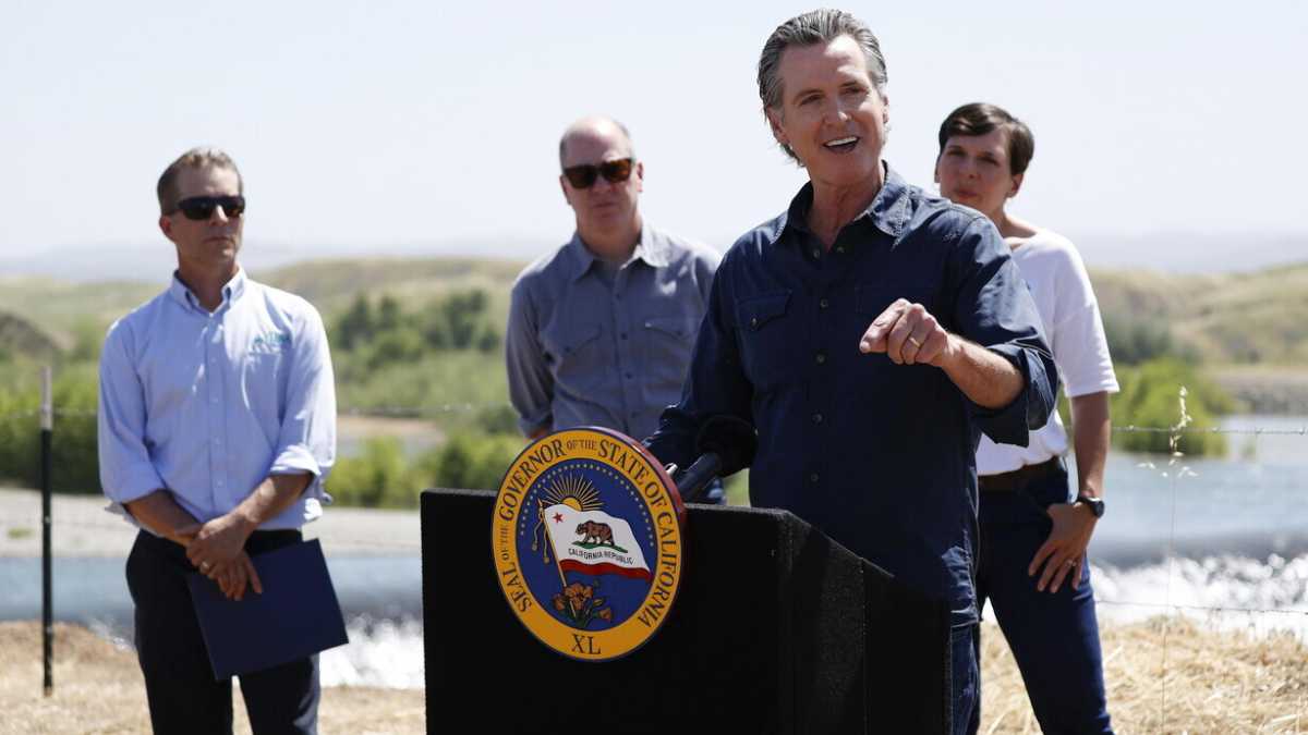 Immagine di Negli Stati Uniti, il soldato Newsom prova a risolvere la crisi democratica