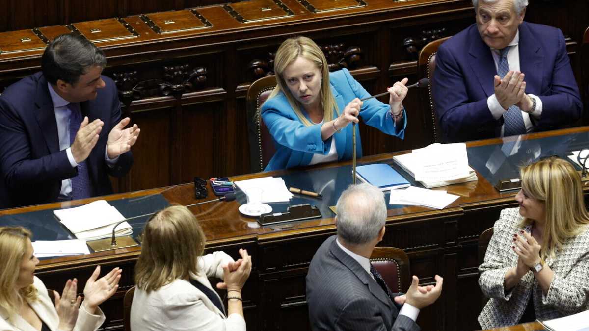 Immagine di Scontri politici imperfetti e l'economia che cresce: il caso Italia