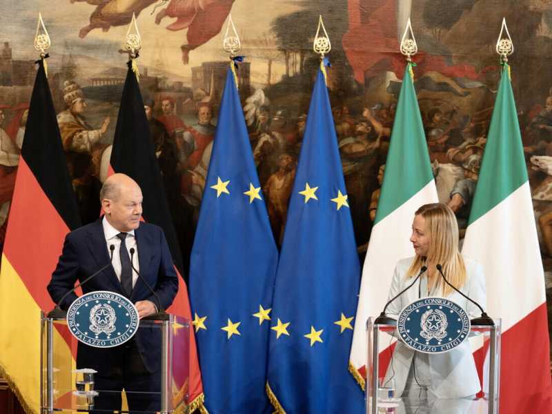 Scholz vara 30 miliardi di tagli. Segnali di guerra sul Patto di stabilità. Altro che il Mes di Meloni