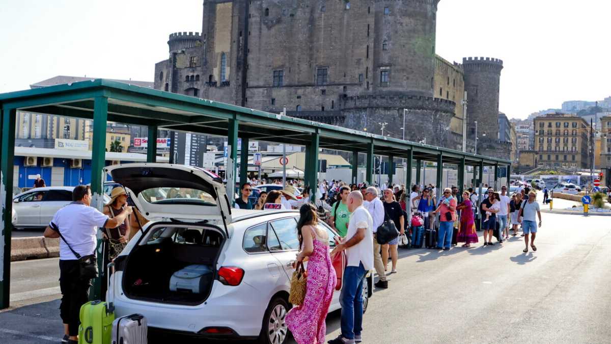 Immagine di Servono più taxi, non più bonus