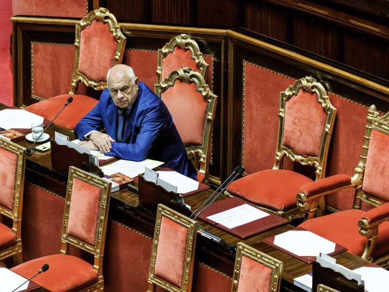 Note anonime e silenzi. Il ministero della Giustizia fuori controllo