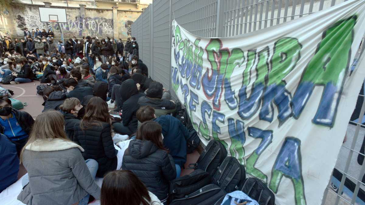 Immagine di I ragazzi selvaggi promossi col nove in condotta