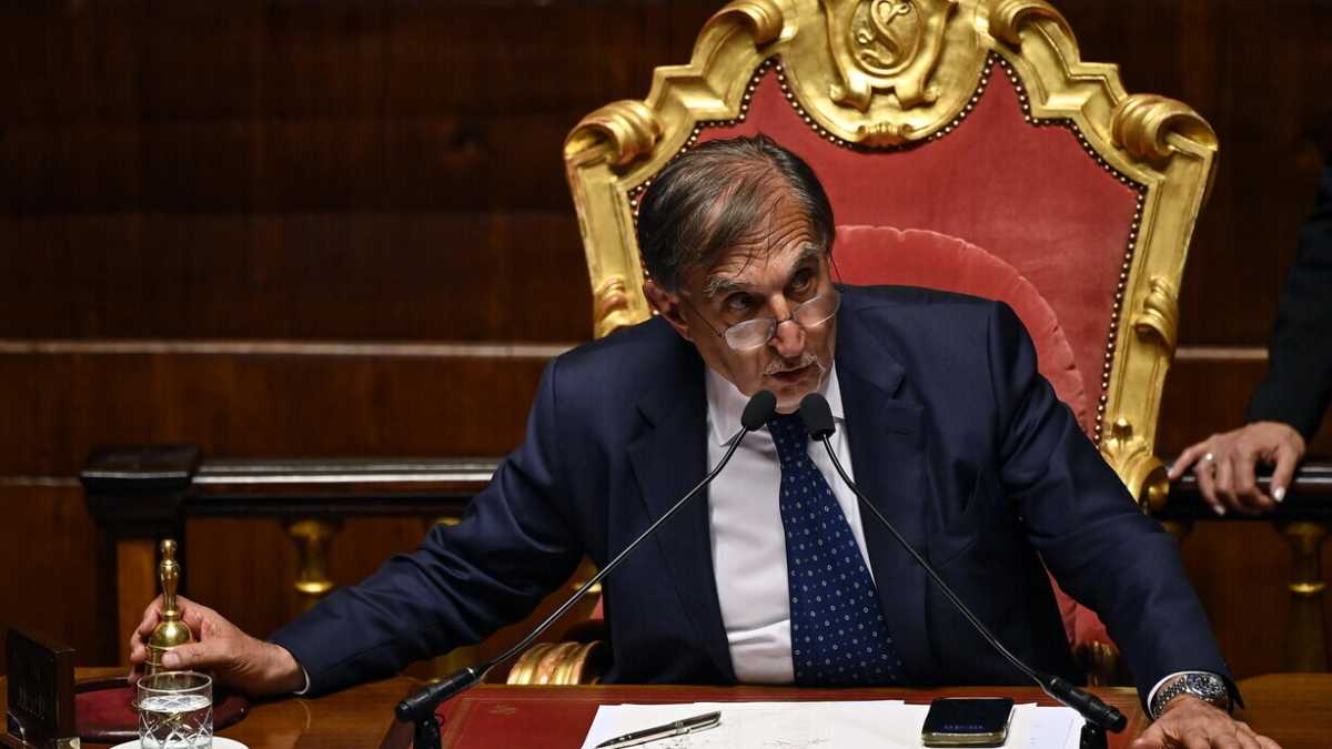 Immagine di Le chat della vergogna: sul Corriere i messaggi (secretati) che accusano La Russa jr.