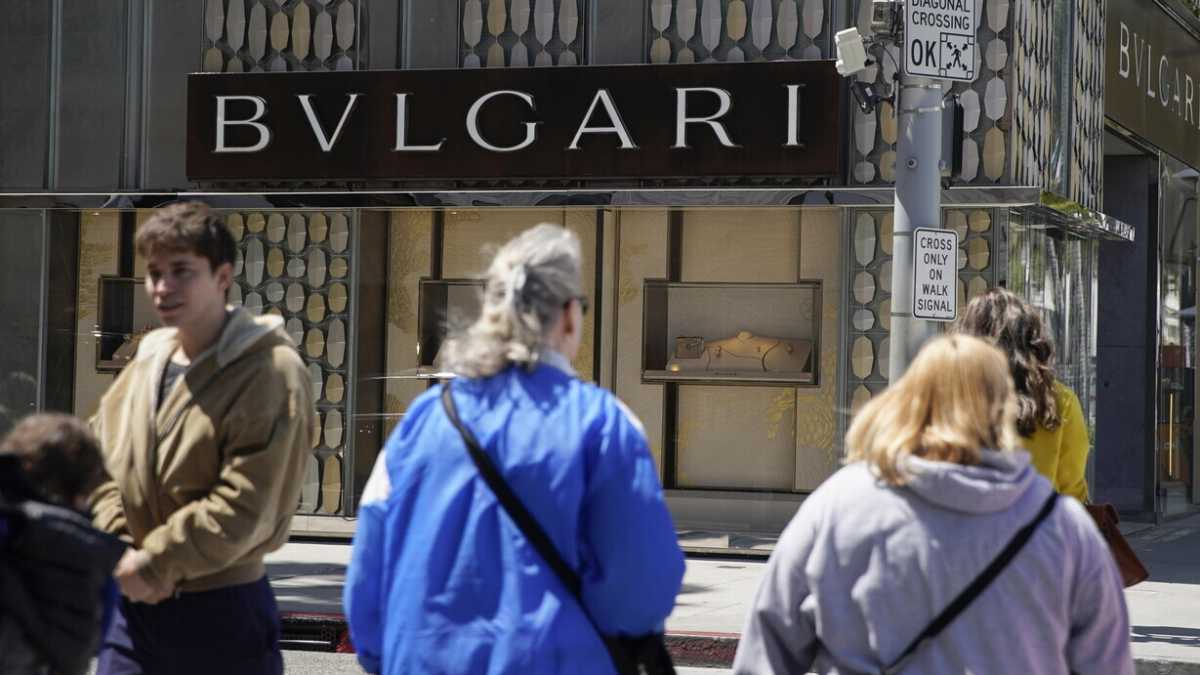 Immagine di Bulgari chiede scusa, alla Cina non basta