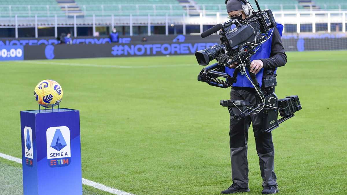 Immagine di La Serie A contro i siti di scommesse, ma poi guardi la Premier e…