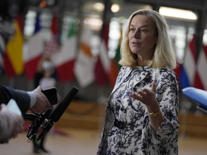Sigrid Kaag, “la strega” della politica olandese, lascia la vita pubblica