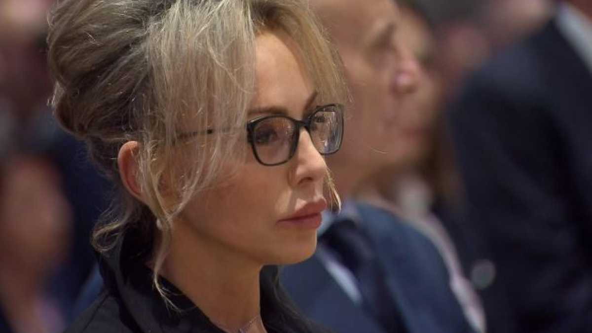 Immagine di Marina Berlusconi si sfoga: "Mio padre perseguitato anche da morto"