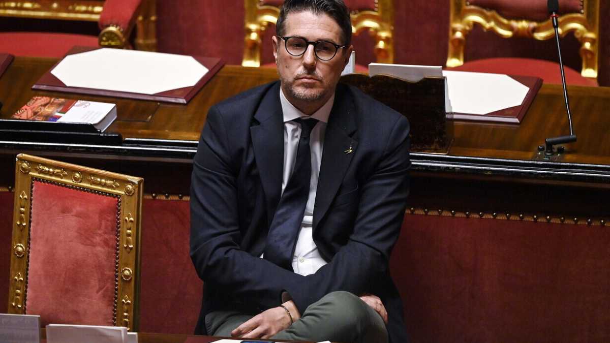 Immagine di “La Bossi-Fini va salvata”. Il sottosegretario Molteni risponde a Tajani e Piantedosi