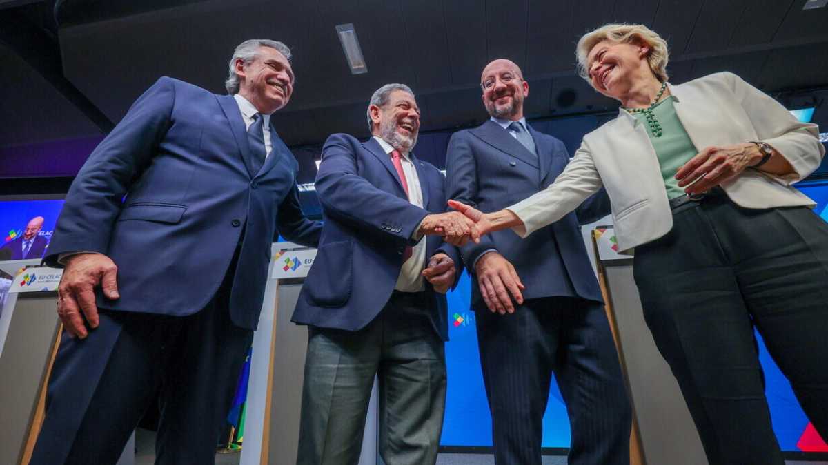 Immagine di America latina in ordine sparso sull’Ucraina. Vedi punto 15