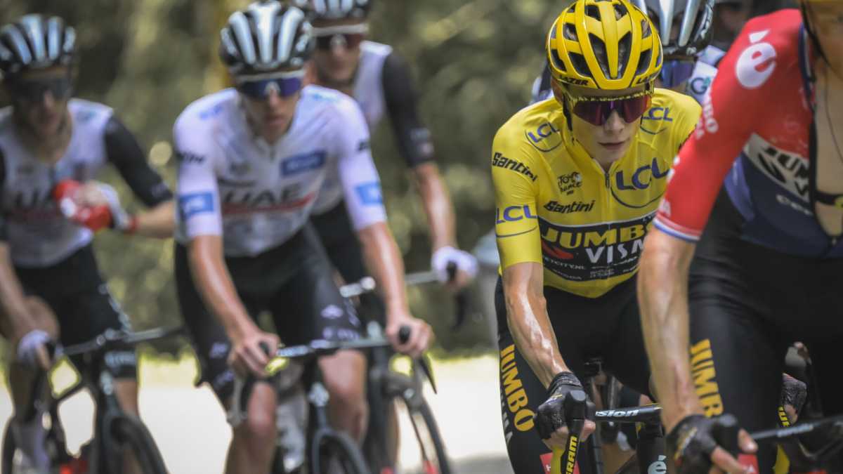 Immagine di Vingegaard-Pogacar e il duello mancato sul Col de la Loze al Tour de France