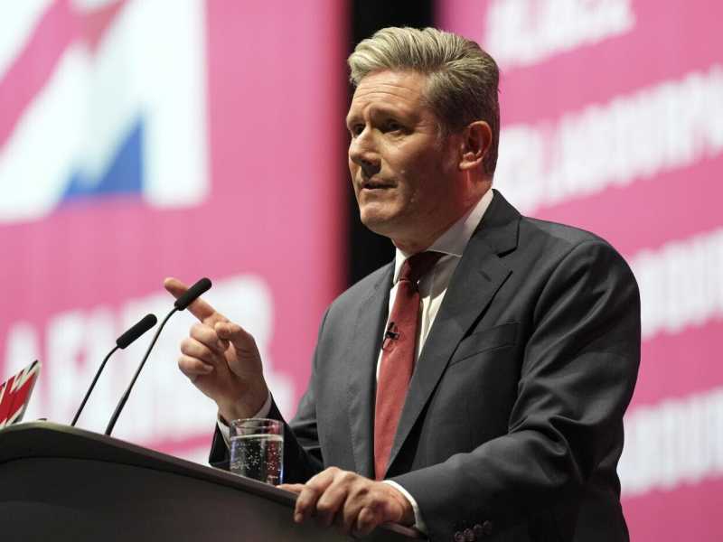 Il leader del Labour indica una strada d’unità per la sinistra. Oggi tre voti nel Regno Unito