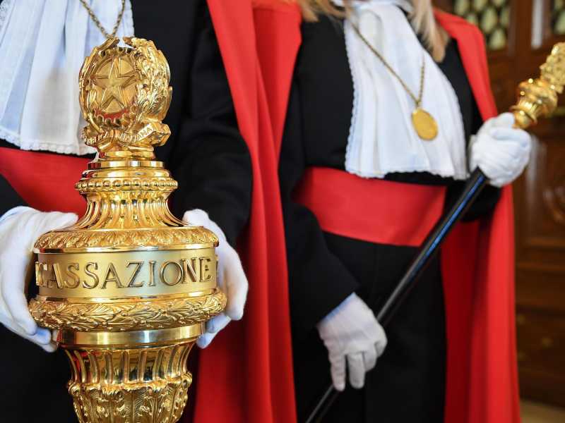 Il governo sfida le toghe: un decreto per correggere la Cassazione