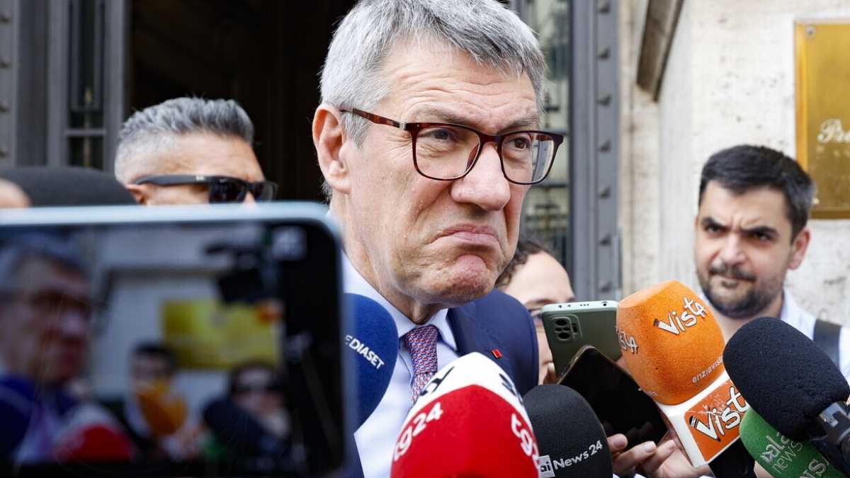 Immagine di Valditara più progressista di Landini: scuole aperte d’estate. Ma la Cgil dice no