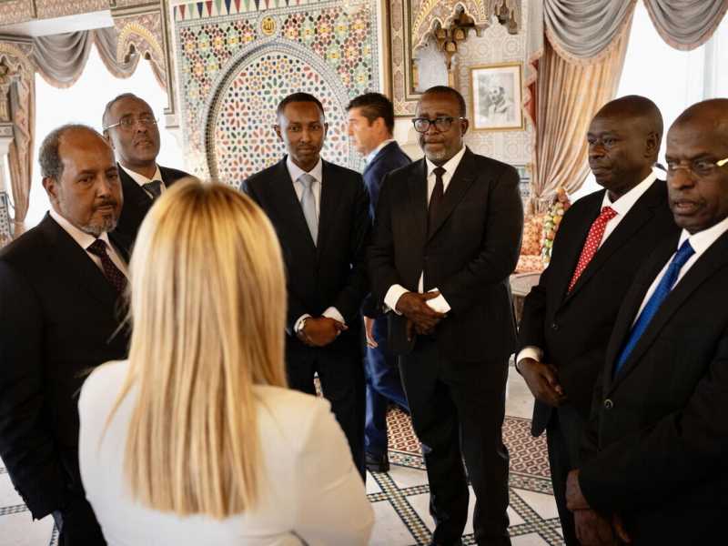 "Il diritto a non dover migrare" passa anche dalla sicurezza alimentare. Meloni incontra i presidenti africani