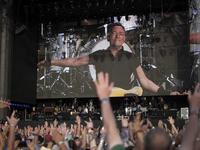 Da Springsteen a San Siro, i “nimby del rock” parlano di ambiente ma vogliono divieti