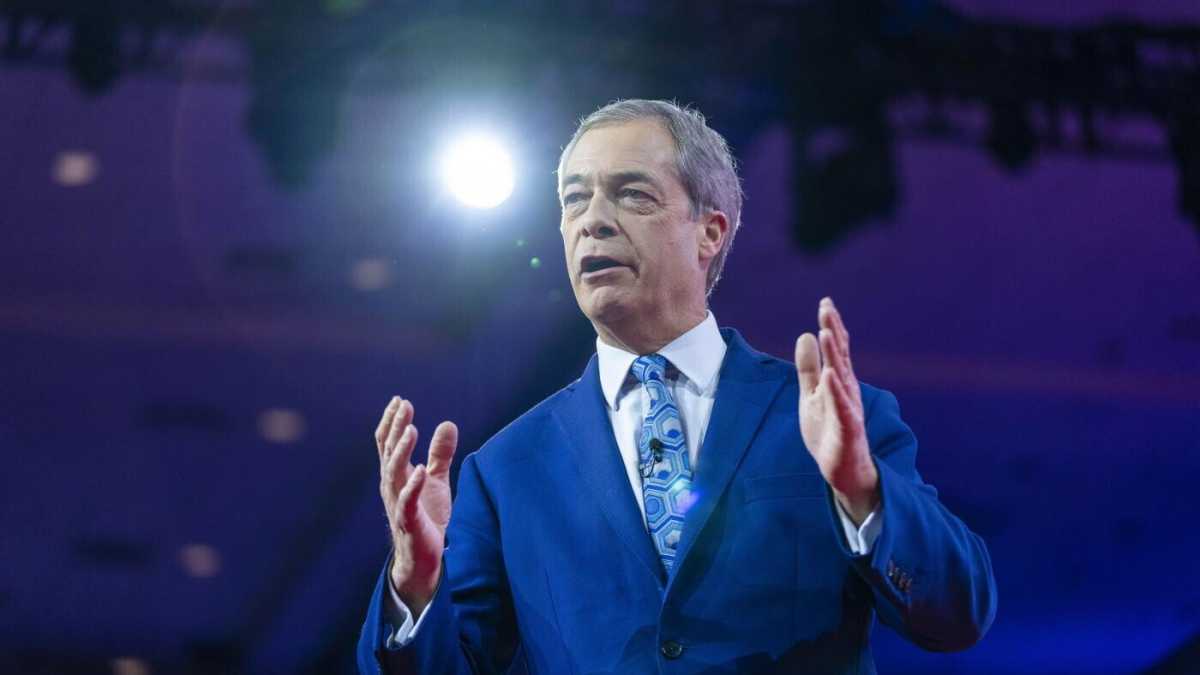 Immagine di Le lotte anti woke sono il collante della destra brexitar-trumpiana. Nigel Farage ne ha vinta una