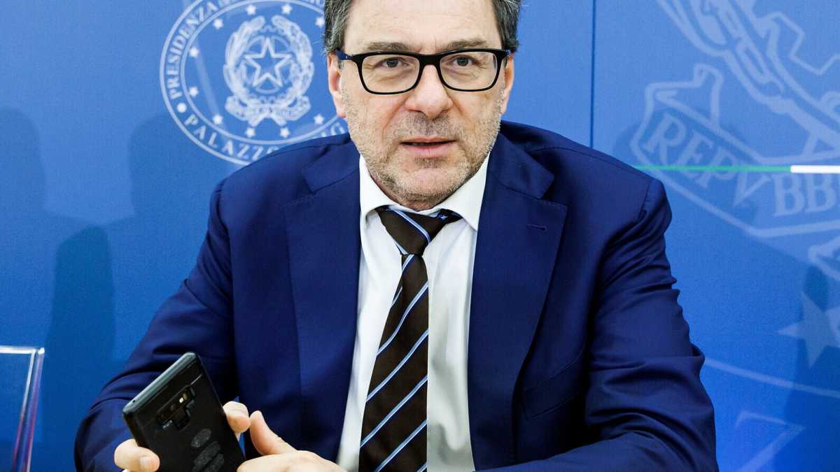 Immagine di Cosa può fare la politica, oltre a protestare, per frenare il rialzo dei tassi della Bce