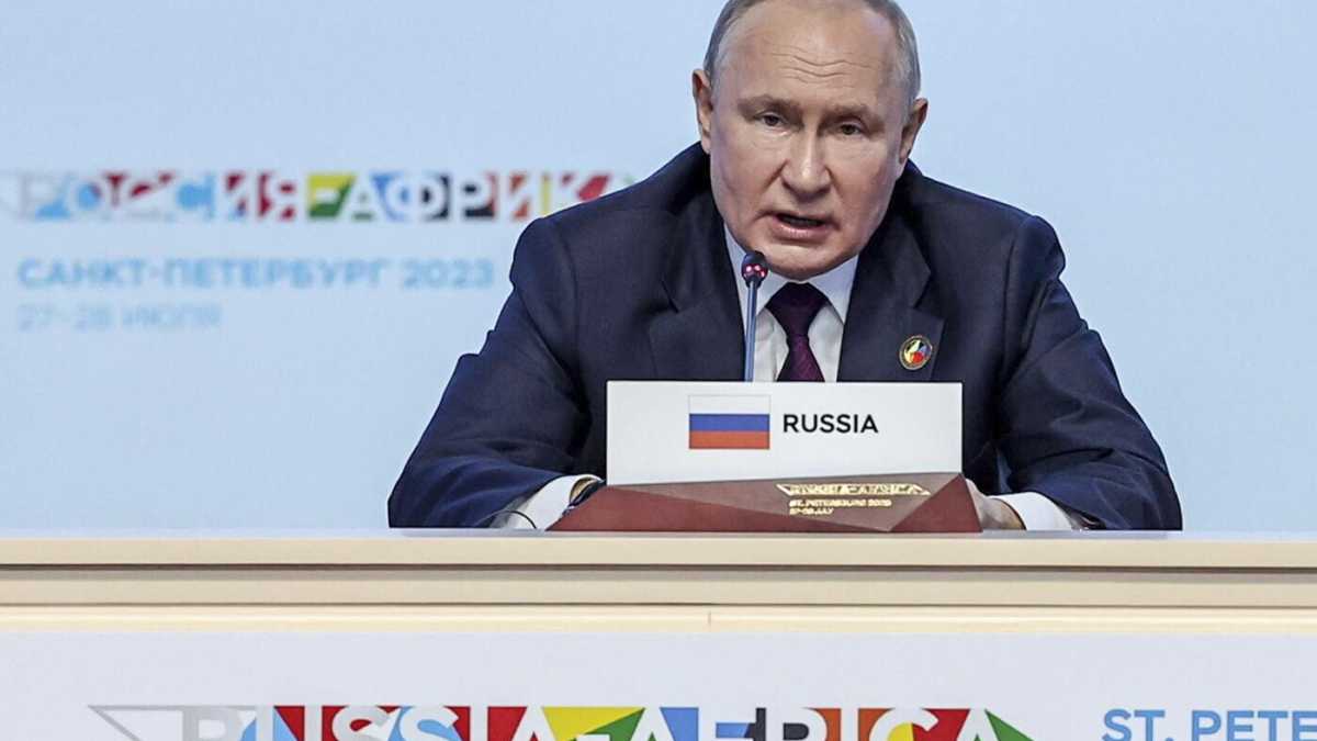 Immagine di Si chiude il vertice di Putin con i leader africani con due parole chiave: multipolarità e neocolonialismo