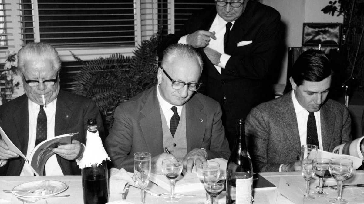 Immagine di Tenerezze, segreti, progetti. L’altra faccia di nonno Ferrari