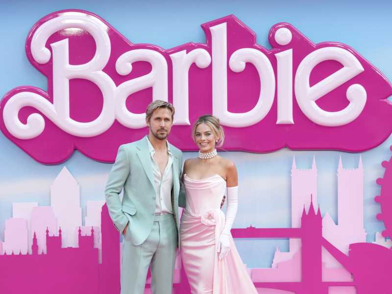 Mosca si veste da Barbie. I Russi vanno pazzi per il film di Greta Gerwig