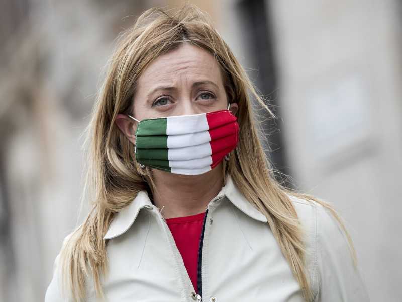 Menarsi col tricolore