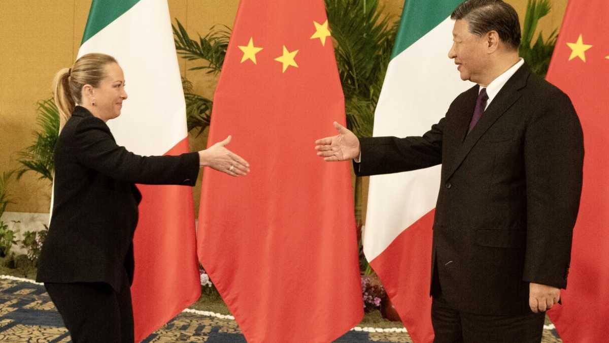 Immagine di Ecco il piano del governo per un reset con la Cina