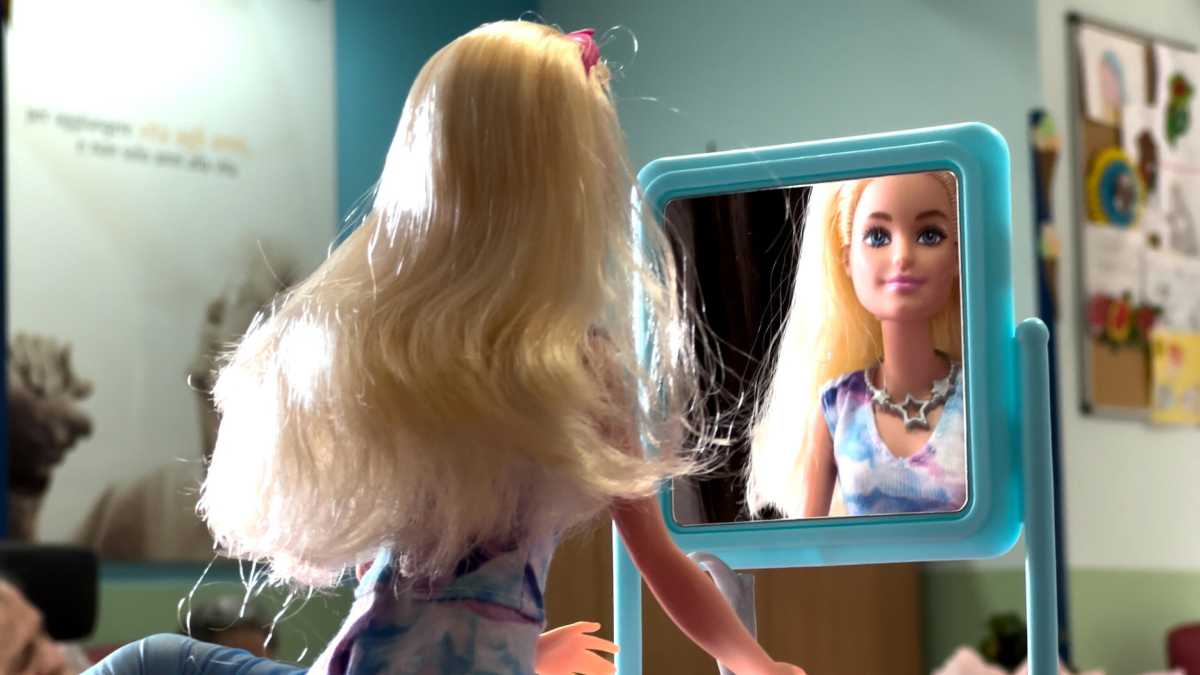 Immagine di Non solo "Barbie": è ora di valorizzare al cinema i nostri giochi, da Cicciobello a Sette e mezzo