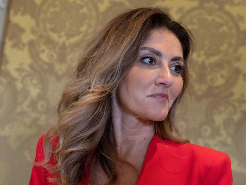 Chi è Dilan Yesilgöz, l’erede di Rutte che spinge l’Olanda a destra