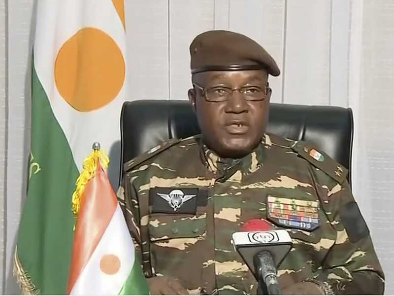 Il golpe personale di Tiani, il generale nigerino senza nome ma con molte mostrine