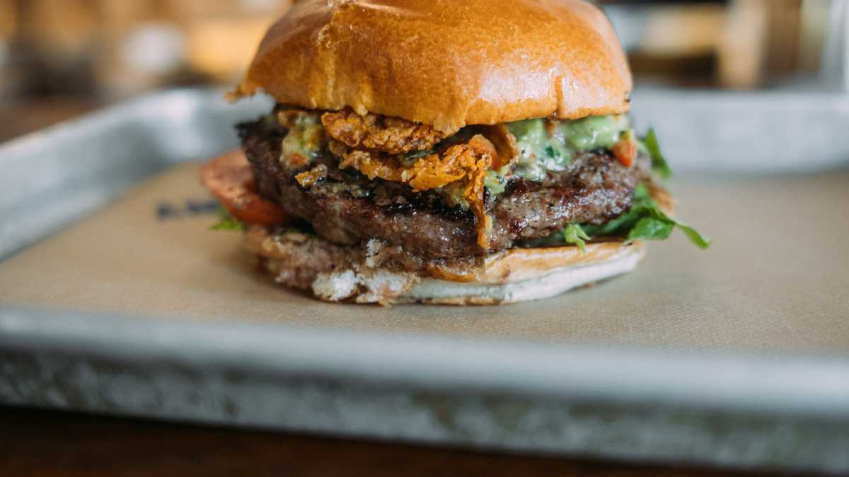 Immagine di Modesta proposta per le dispute sugli hamburger vegetali: diamoci tregua