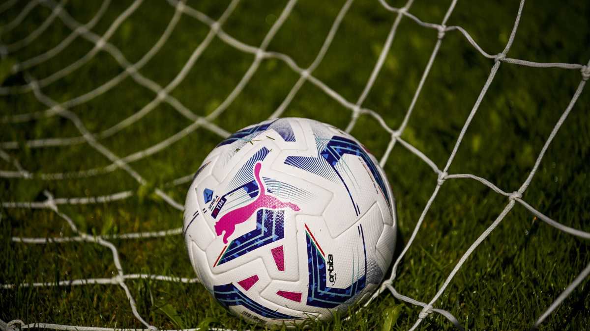 Immagine di Porta benefici al paese, ma è sempre più indebitato. Ecco lo stato del calcio italiano