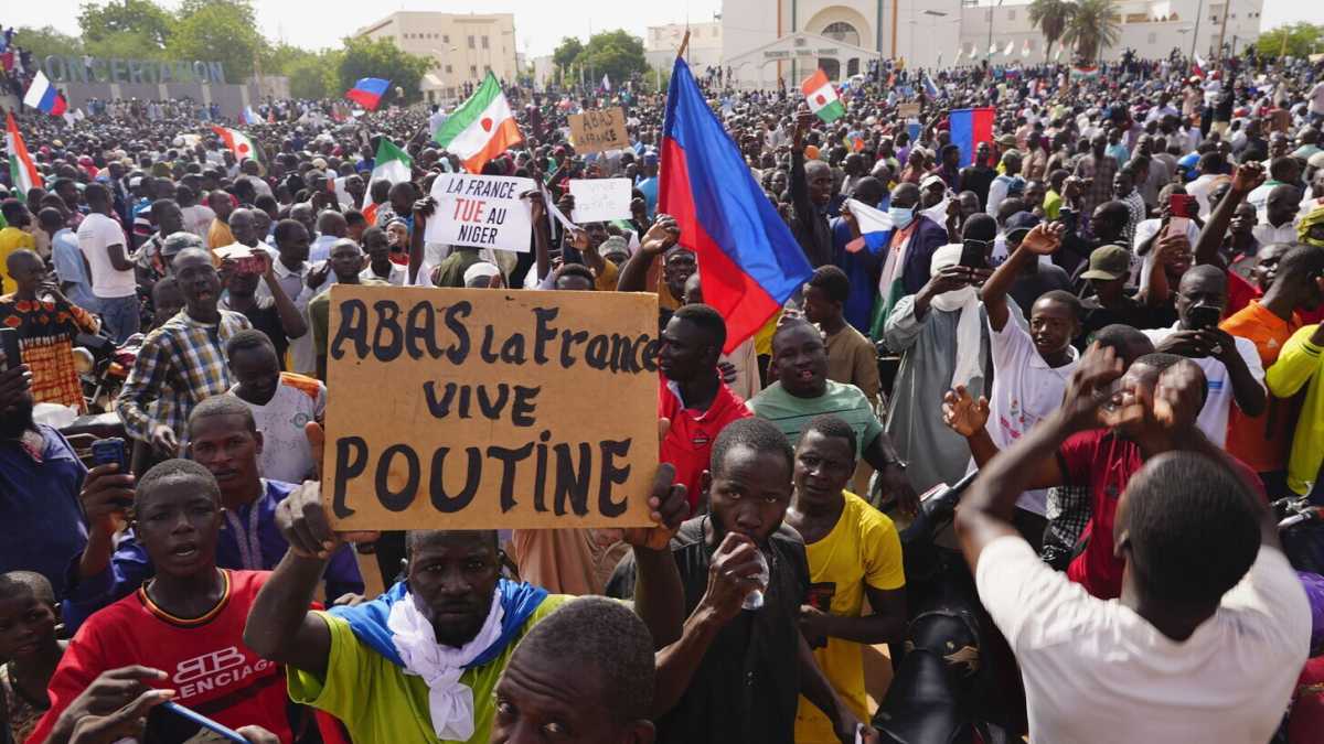 Immagine di “Alle manifestazioni anti francesi in Niger abbiamo risposto con debolezza”